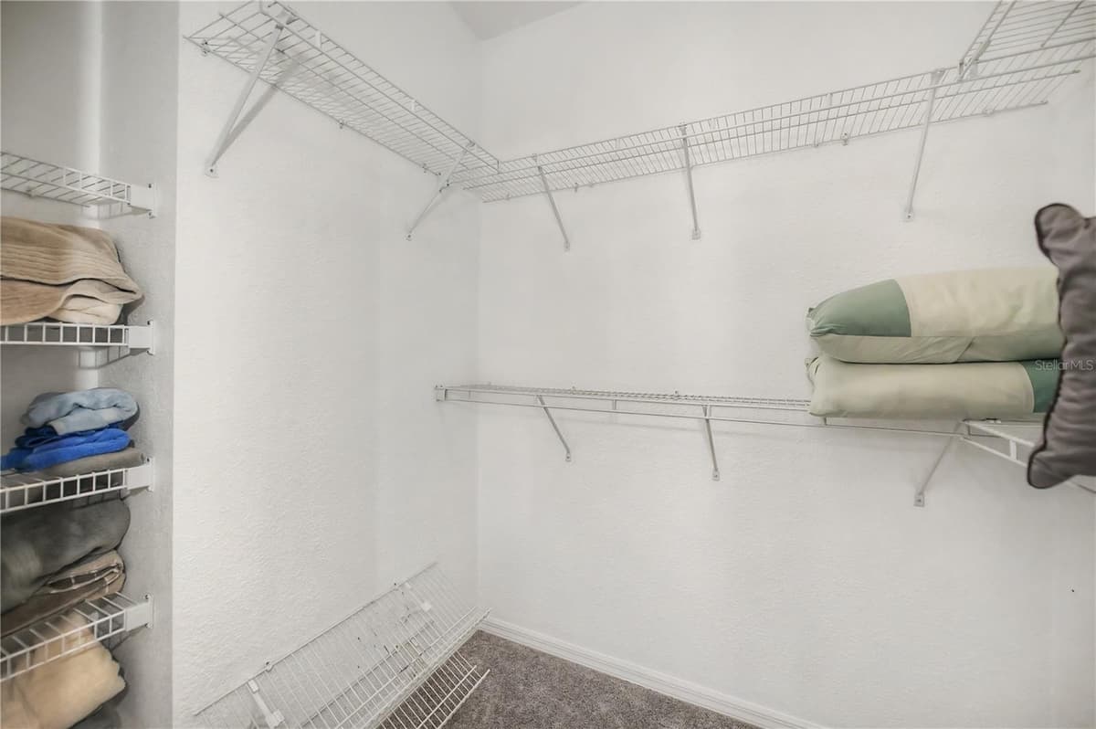 1253 RED OAK LANE — photo 41 of 82