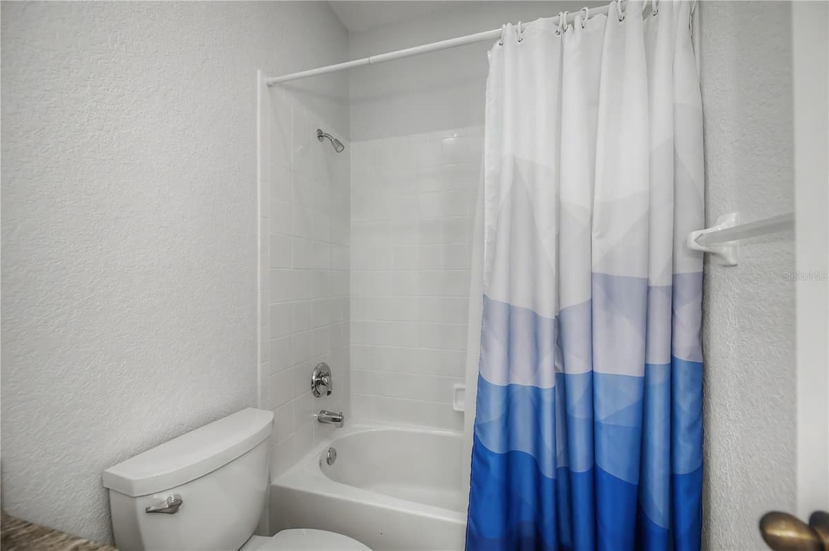 1253 RED OAK LANE — photo 46 of 82
