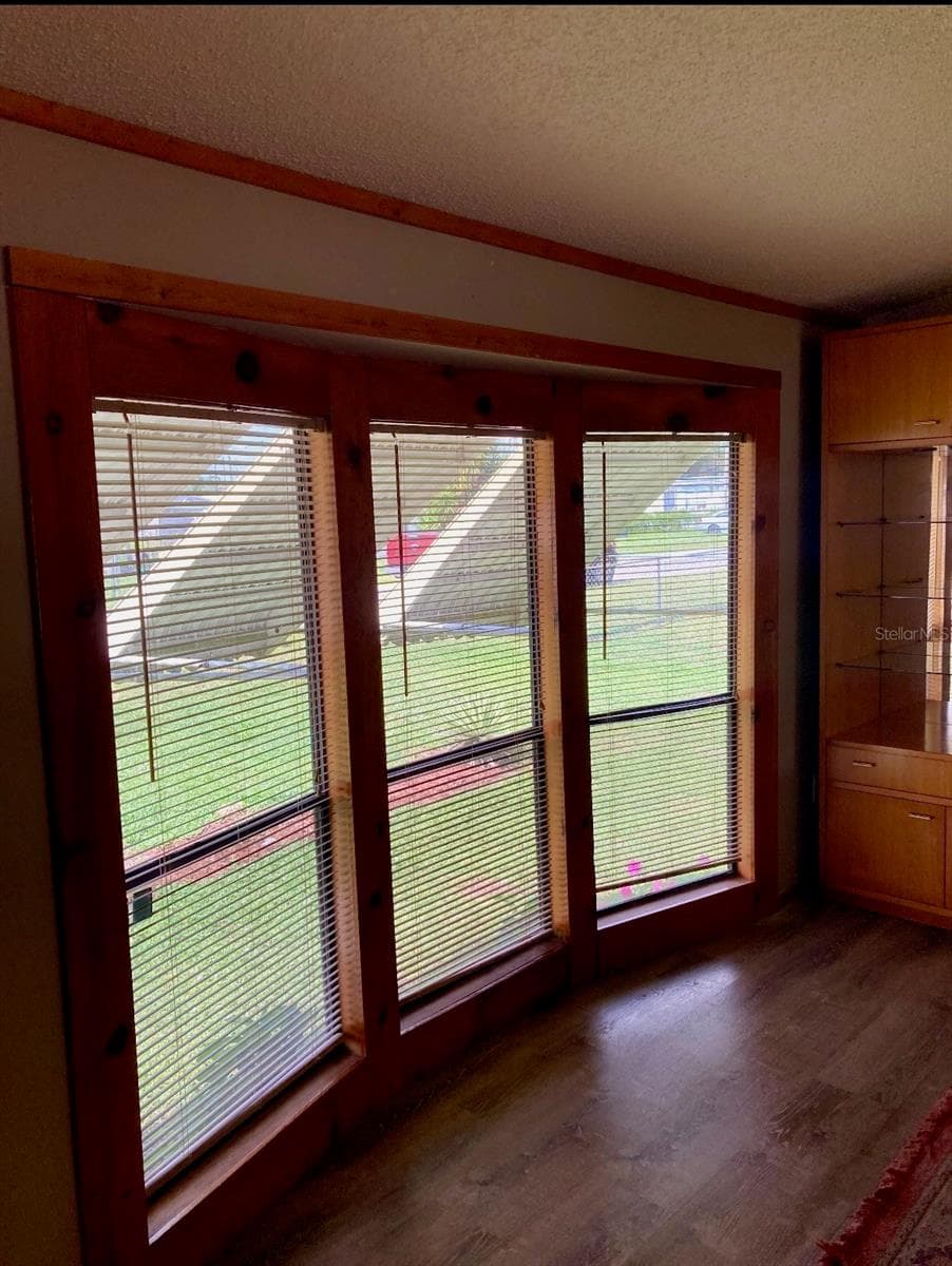 1038 20TH STREET — photo 18 of 52