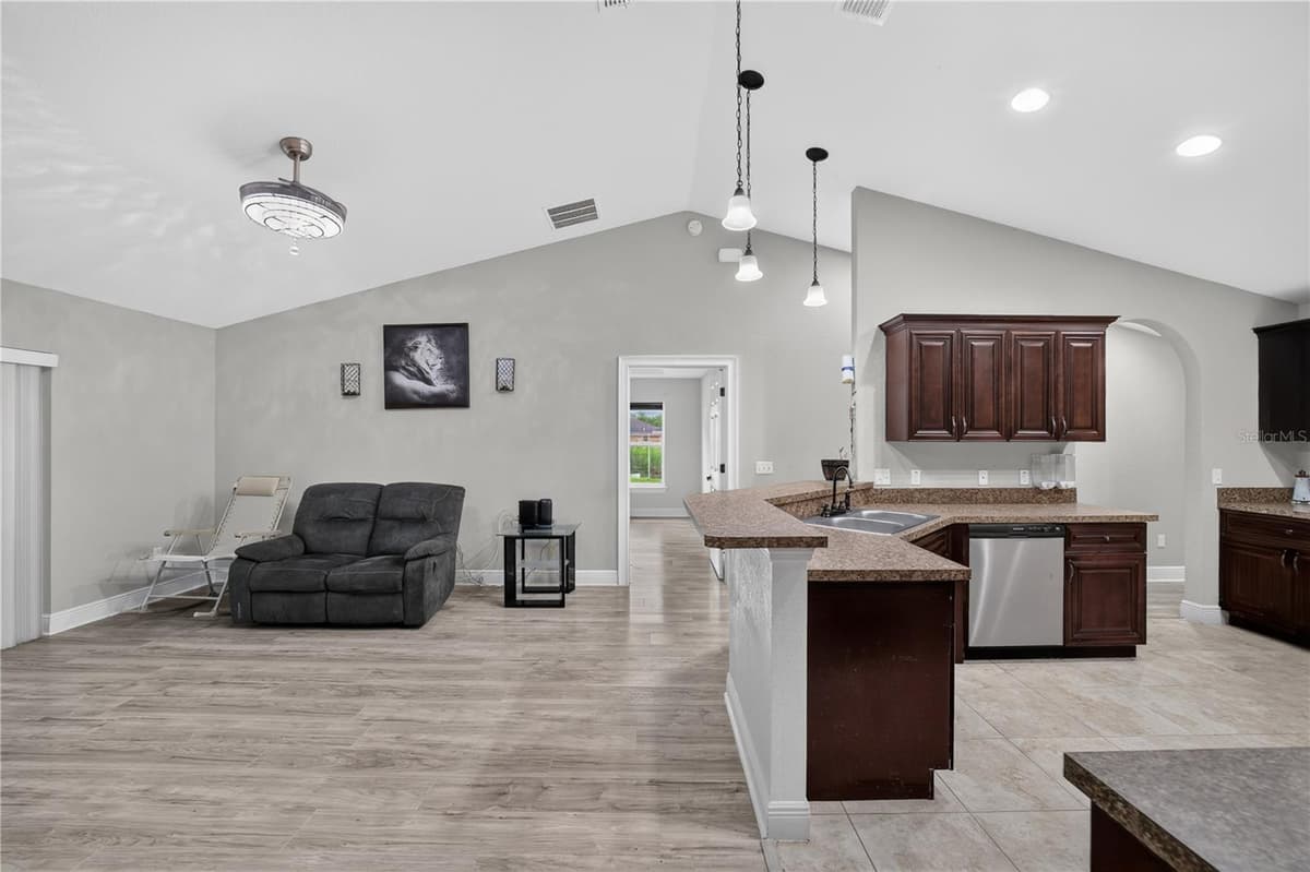 3050 177TH PLACE ROAD — photo 18 of 52