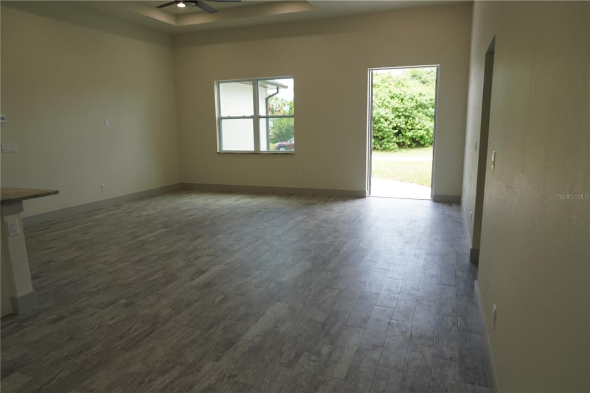 5820 BRICKELL DRIVE — photo 15 of 71