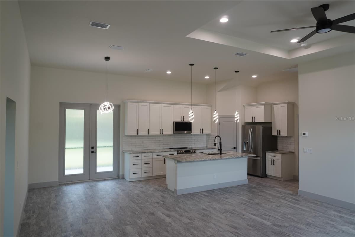 5820 BRICKELL DRIVE — photo 19 of 71