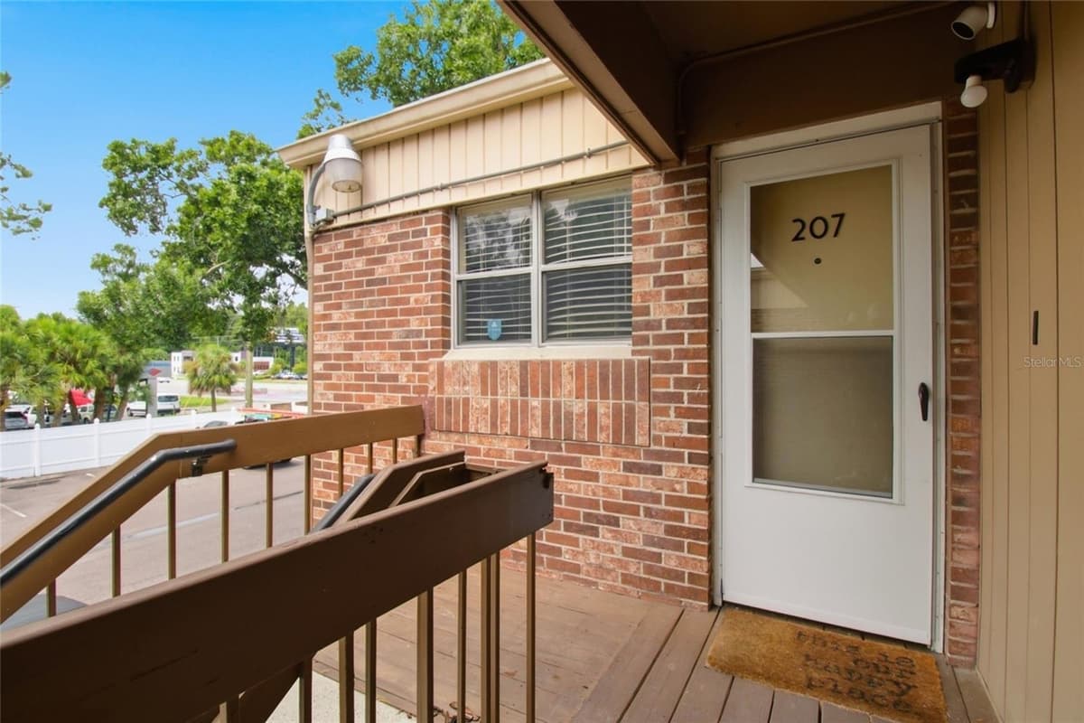 10415 CARROLLBROOK CIRCLE — photo 23 of 28