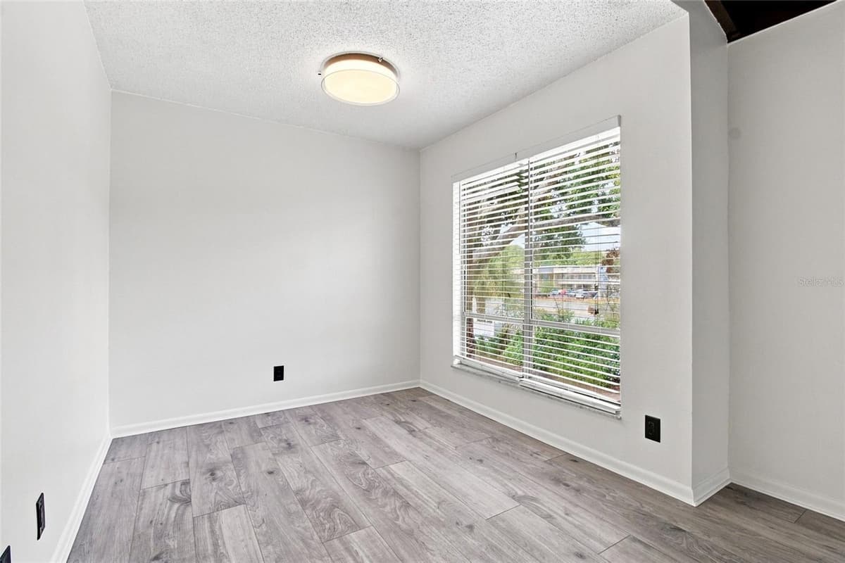 10415 CARROLLBROOK CIRCLE — photo 16 of 28