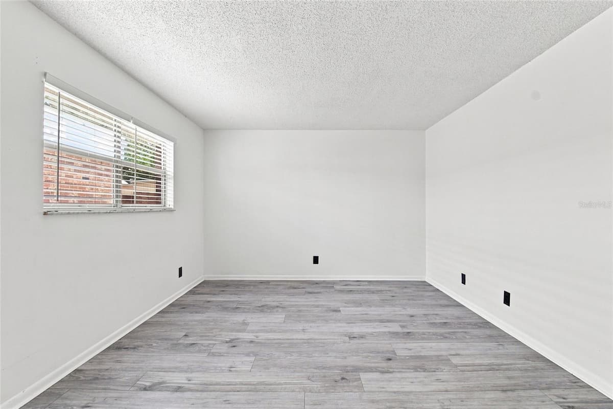 10415 CARROLLBROOK CIRCLE — photo 21 of 28