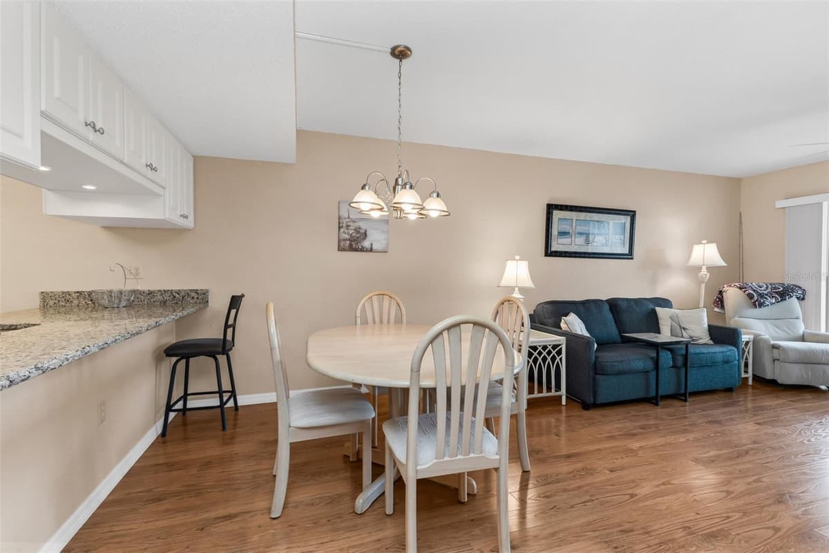 4000 OAKVIEW DRIVE — photo 13 of 46
