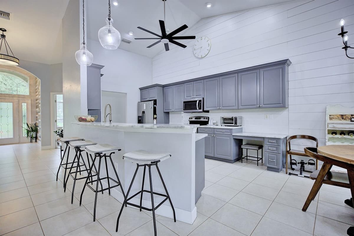188 HUNTLEY OAKS BOULEVARD — photo 14 of 44