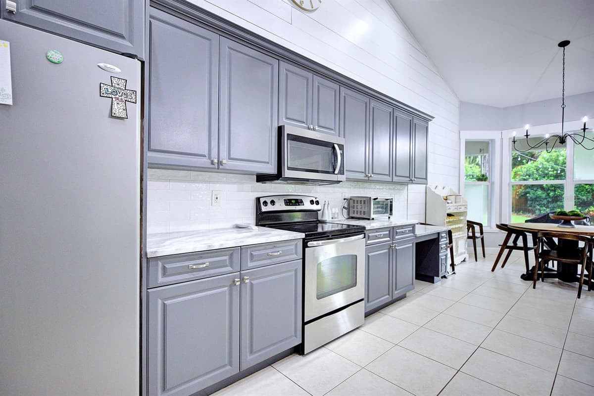188 HUNTLEY OAKS BOULEVARD — photo 17 of 44