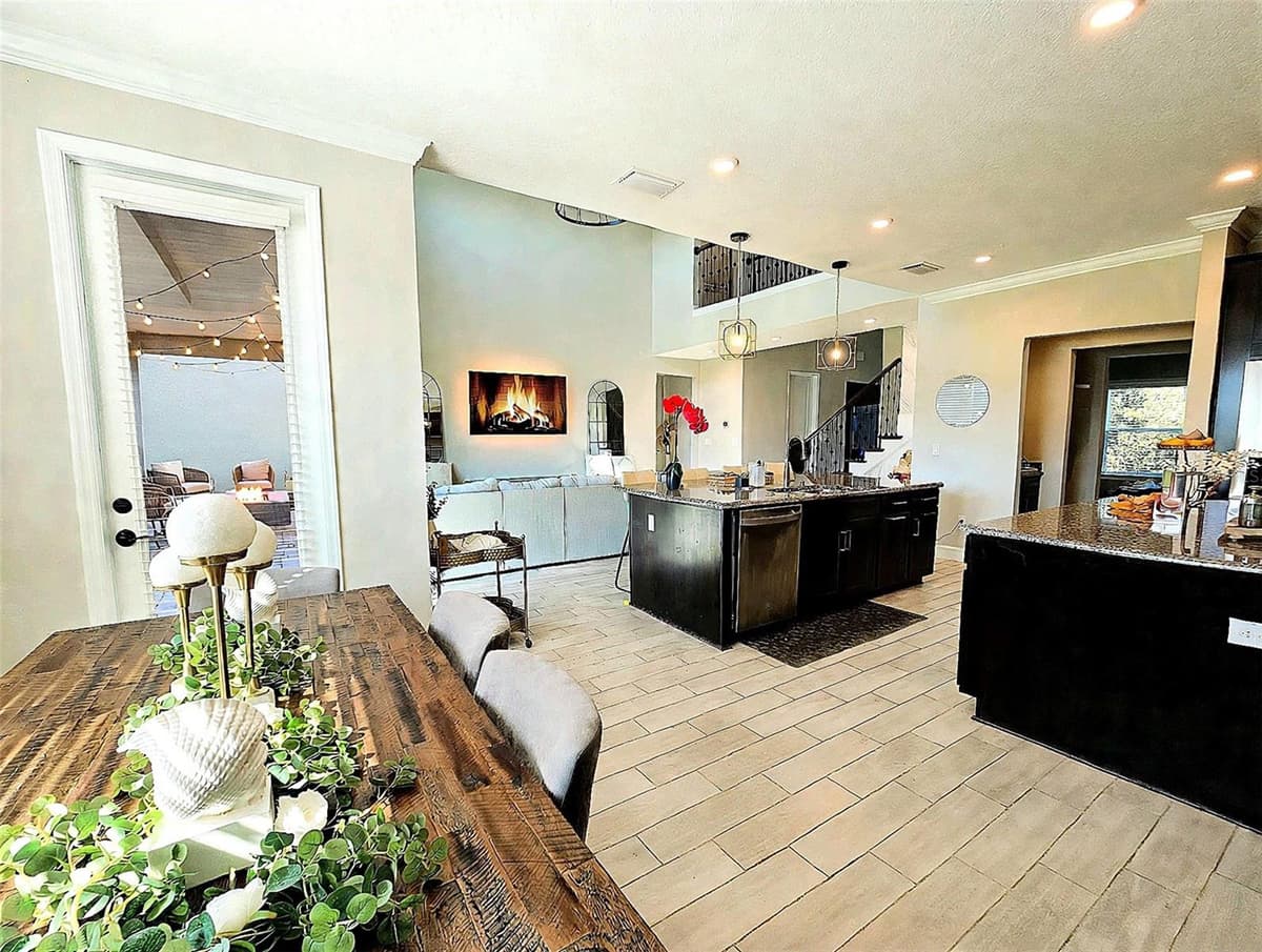 7228 BRADBURY CIRCLE — photo 30 of 98