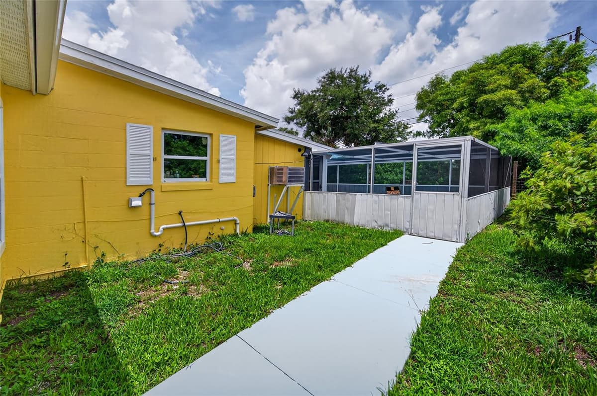 8158 AGRESS AVENUE — photo 8 of 67