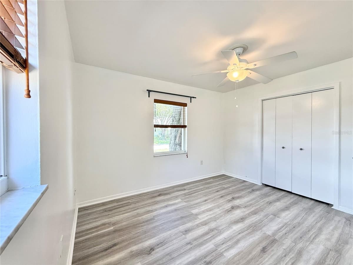 7810 FELICE AVENUE — photo 19 of 23