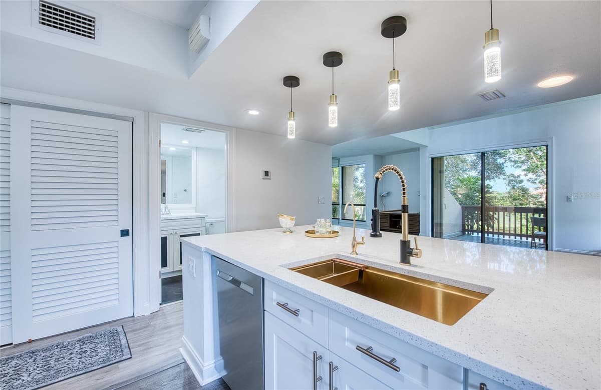 1328 PELICAN CREEK CROSSING — photo 24 of 97