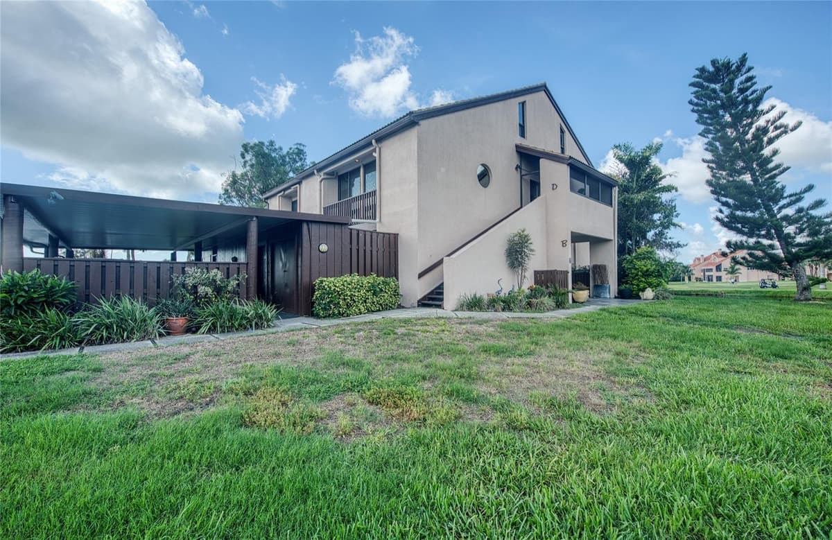 1328 PELICAN CREEK CROSSING — photo 64 of 97
