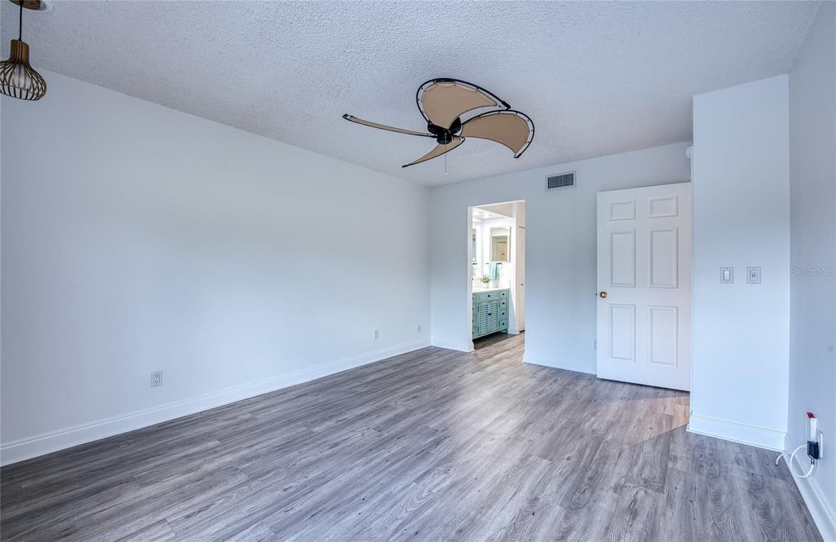 1328 PELICAN CREEK CROSSING — photo 73 of 97