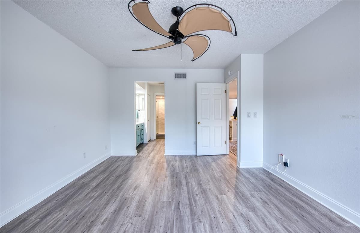 1328 PELICAN CREEK CROSSING — photo 72 of 97
