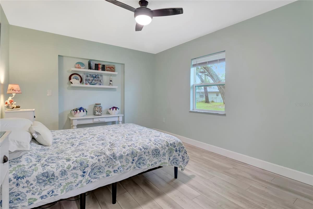 5325 ABAGAIL DRIVE — photo 21 of 41