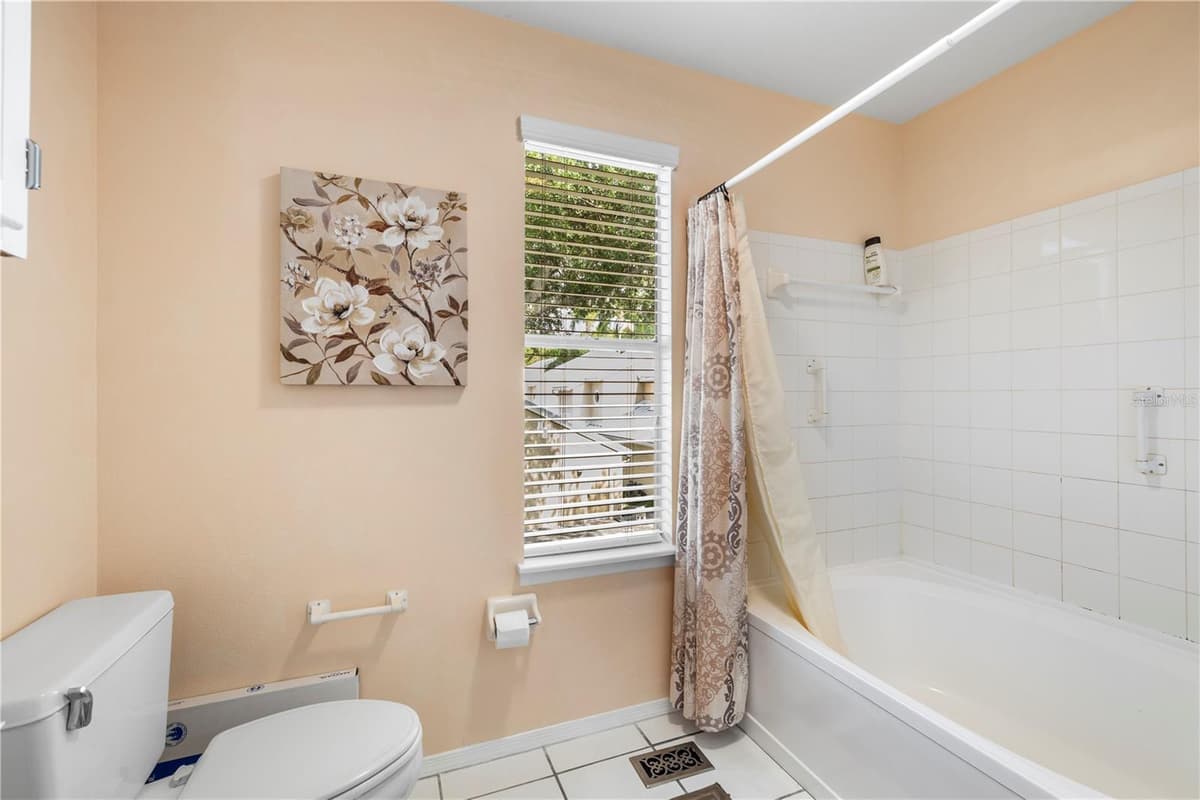 13007 LORNA PLACE — photo 36 of 54