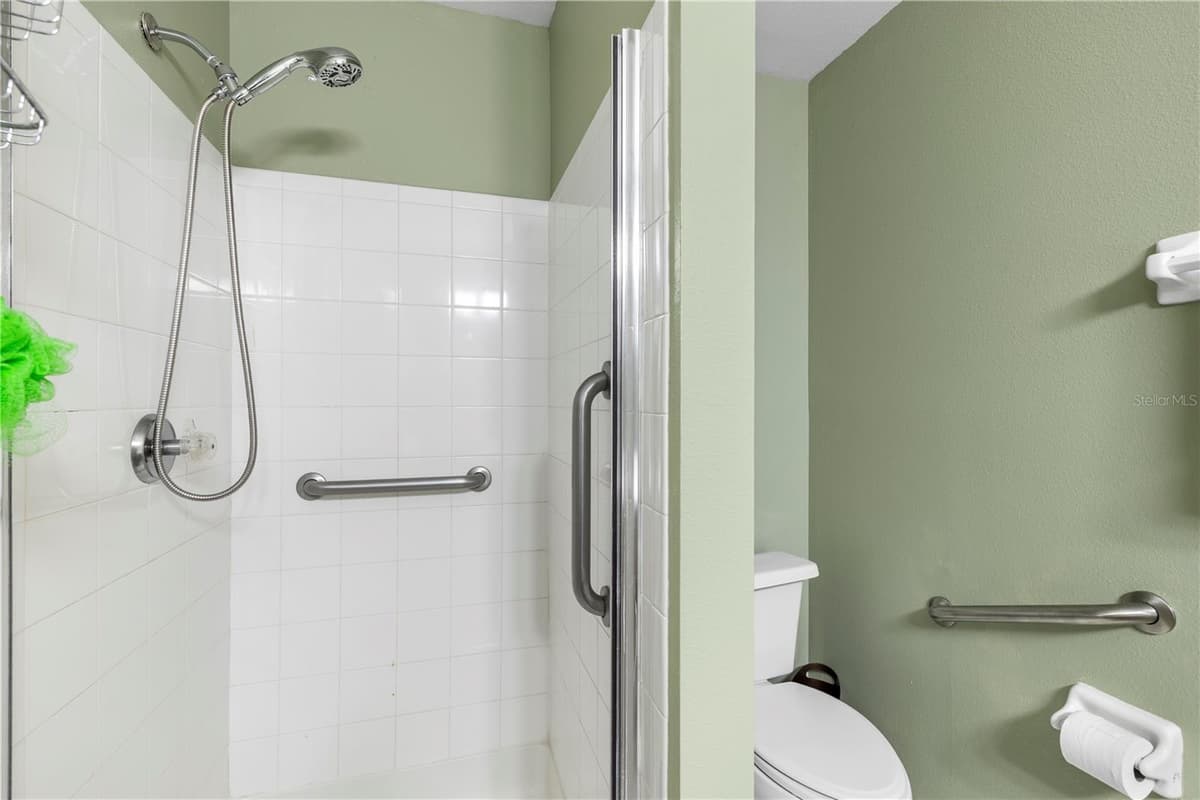 13007 LORNA PLACE — photo 31 of 54