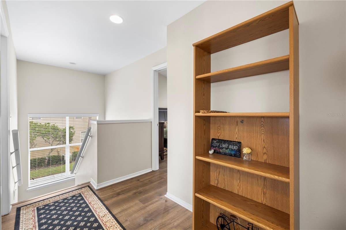 13007 LORNA PLACE — photo 40 of 54