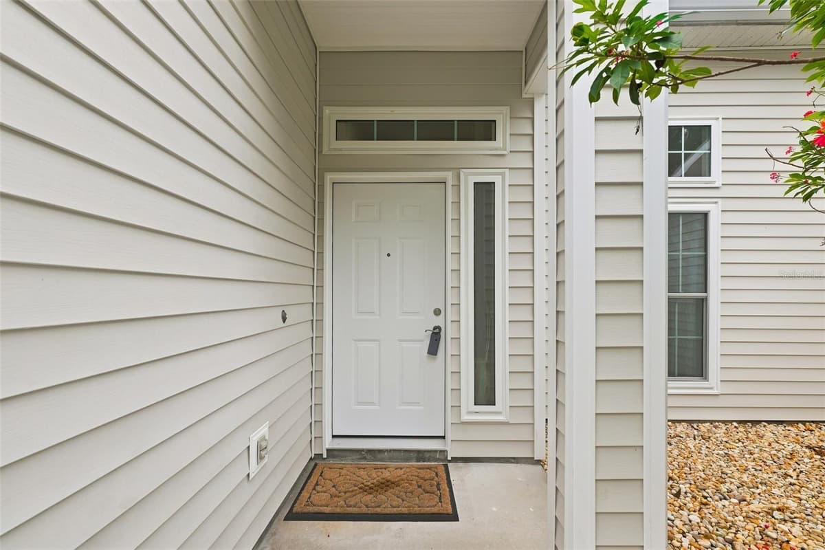 1821 LAKE HERON DRIVE — photo 4 of 48