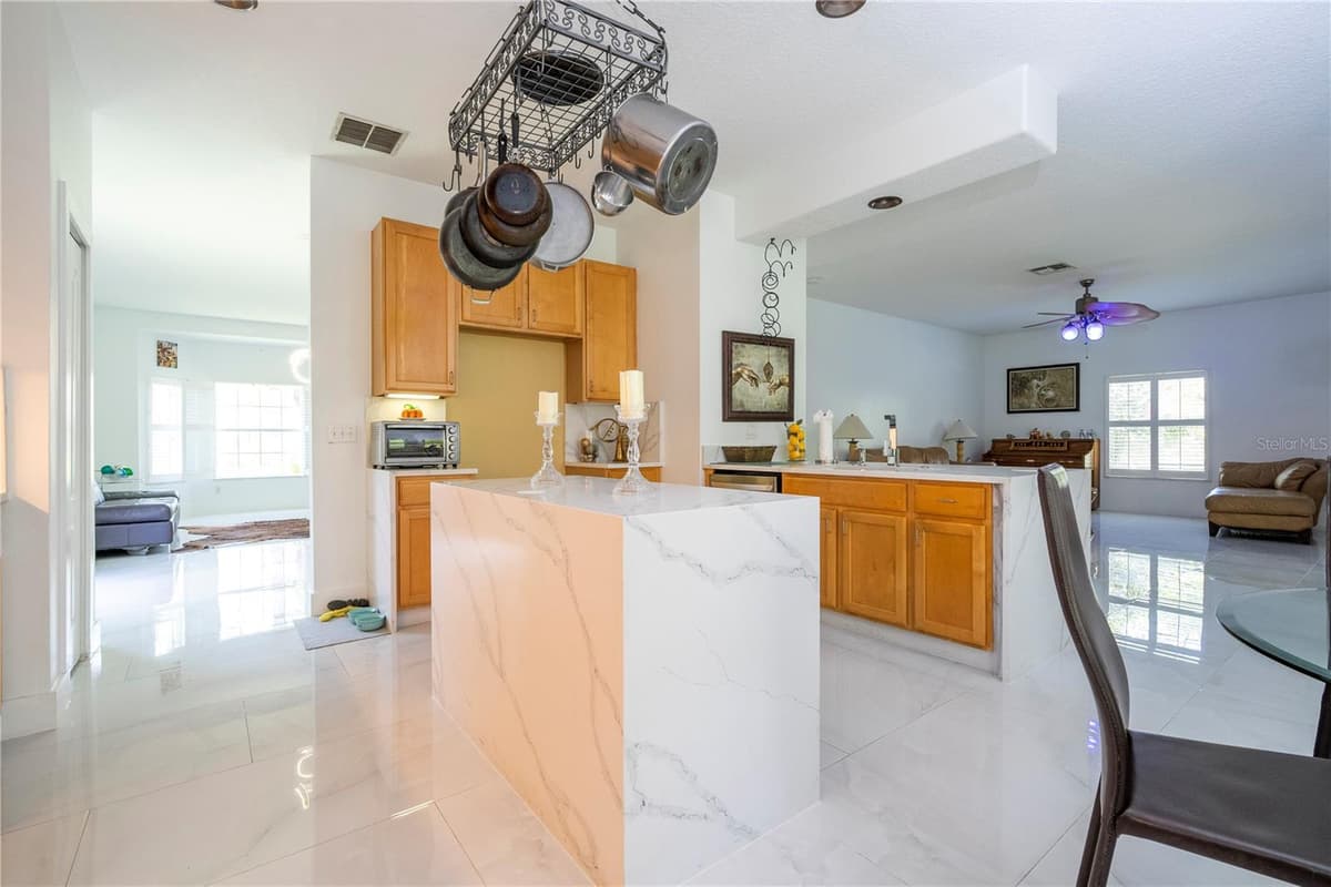 14938 HARTFORD RUN DRIVE — photo 11 of 47