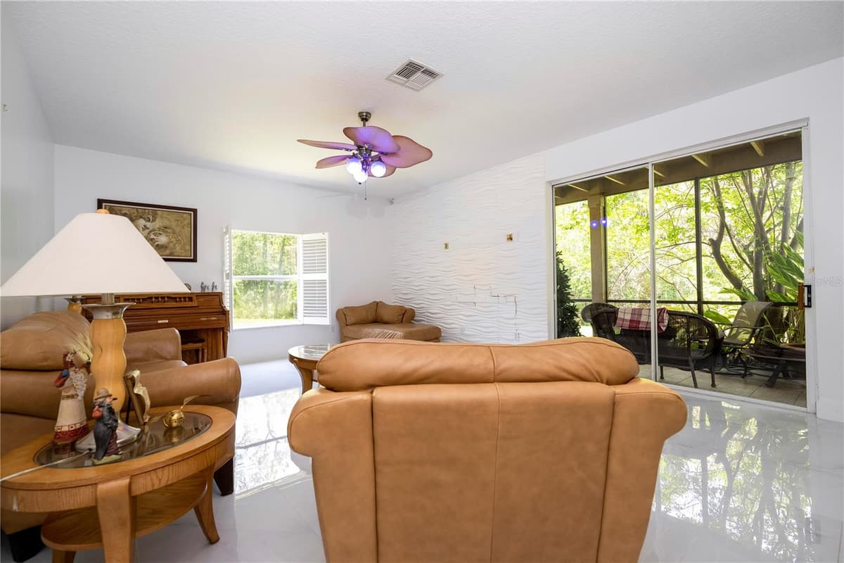 14938 HARTFORD RUN DRIVE — photo 12 of 47