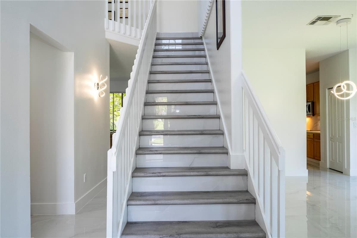 14938 HARTFORD RUN DRIVE — photo 7 of 47