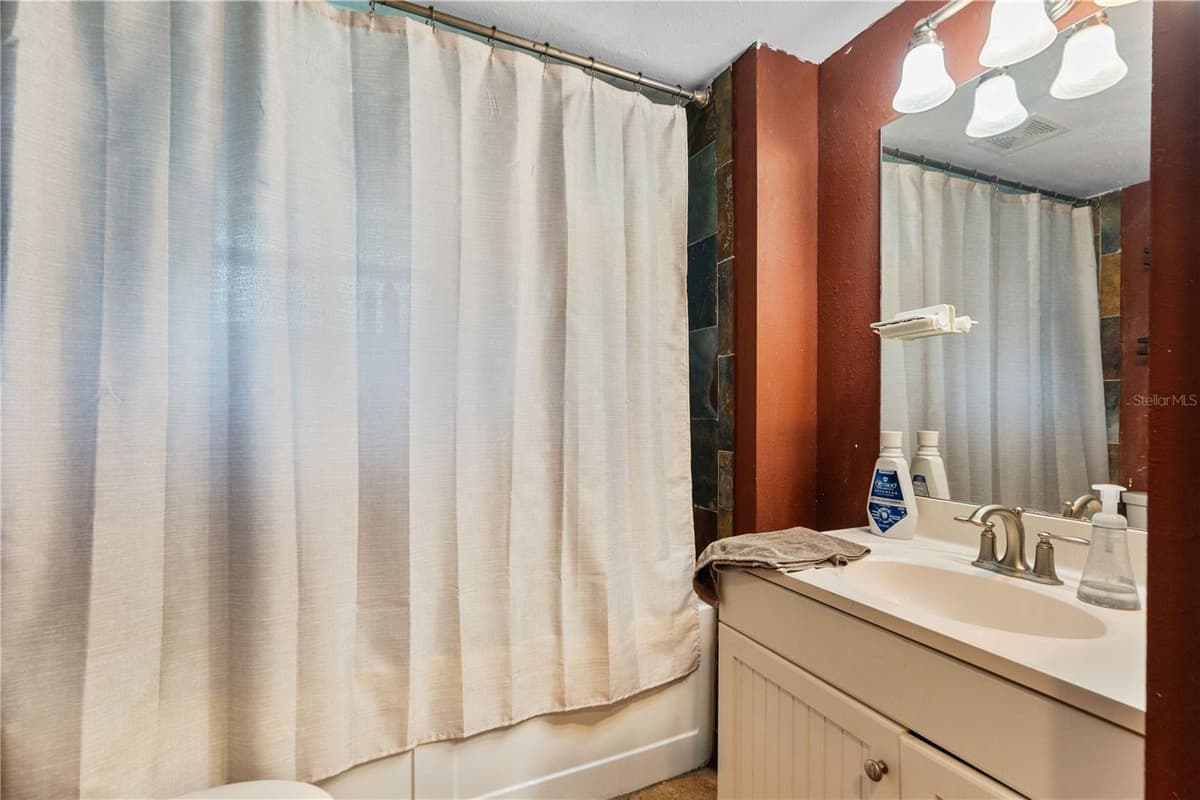 7830 CHERRYTREE LANE — photo 20 of 28