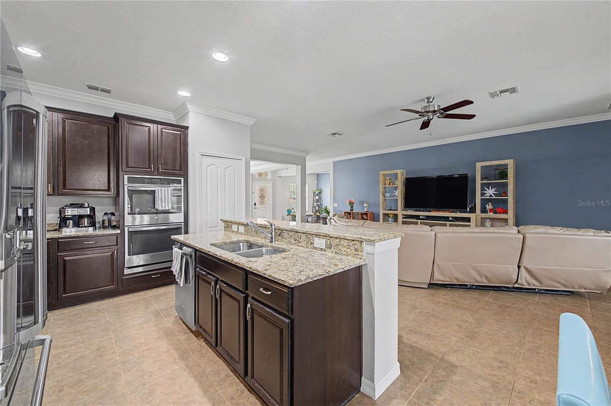6545 LANDOVER BOULEVARD — photo 22 of 55