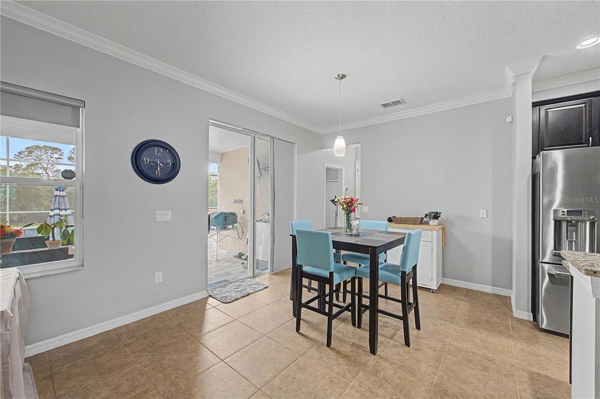 6545 LANDOVER BOULEVARD — photo 15 of 55