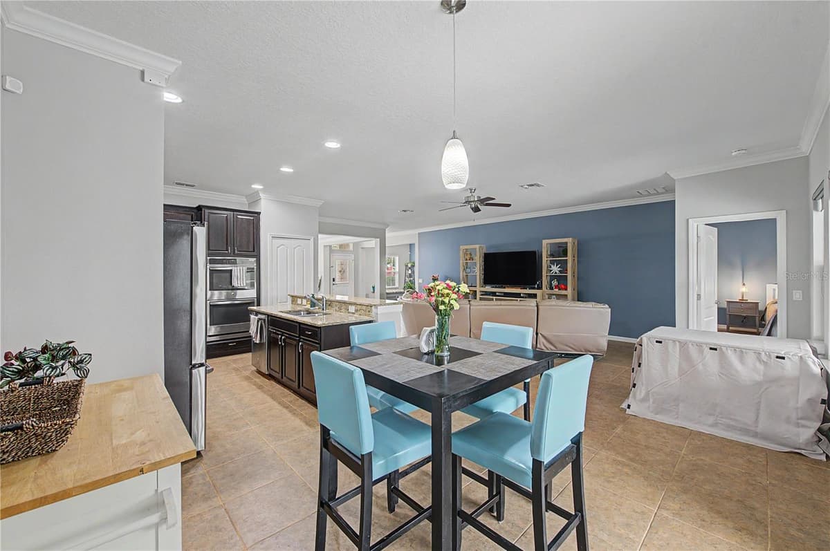6545 LANDOVER BOULEVARD — photo 16 of 55