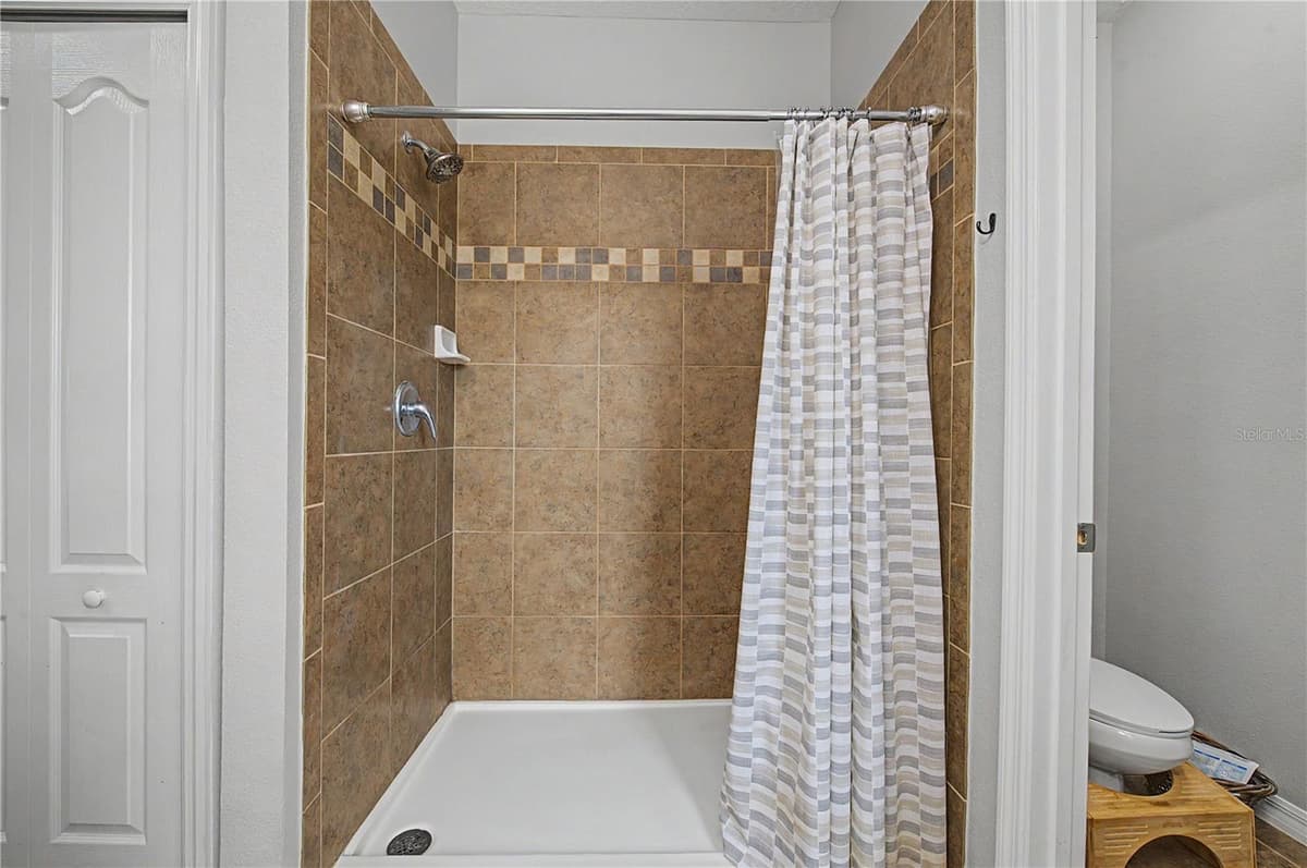 6545 LANDOVER BOULEVARD — photo 30 of 55