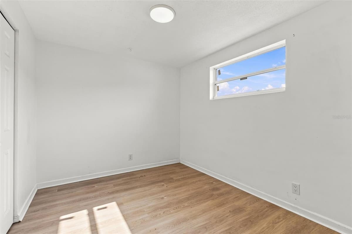 1432 RICHMOND AVENUE — photo 32 of 46
