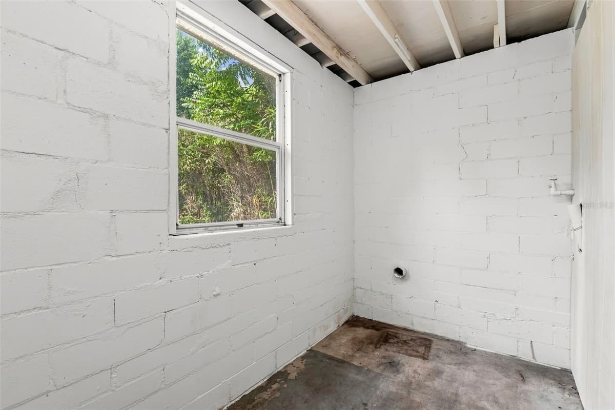 1432 RICHMOND AVENUE — photo 40 of 46