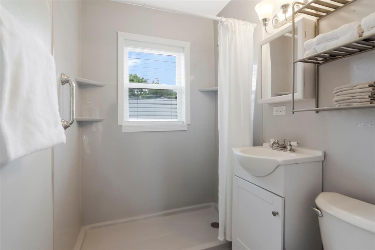 1716 SITKA STREET — photo 14 of 31