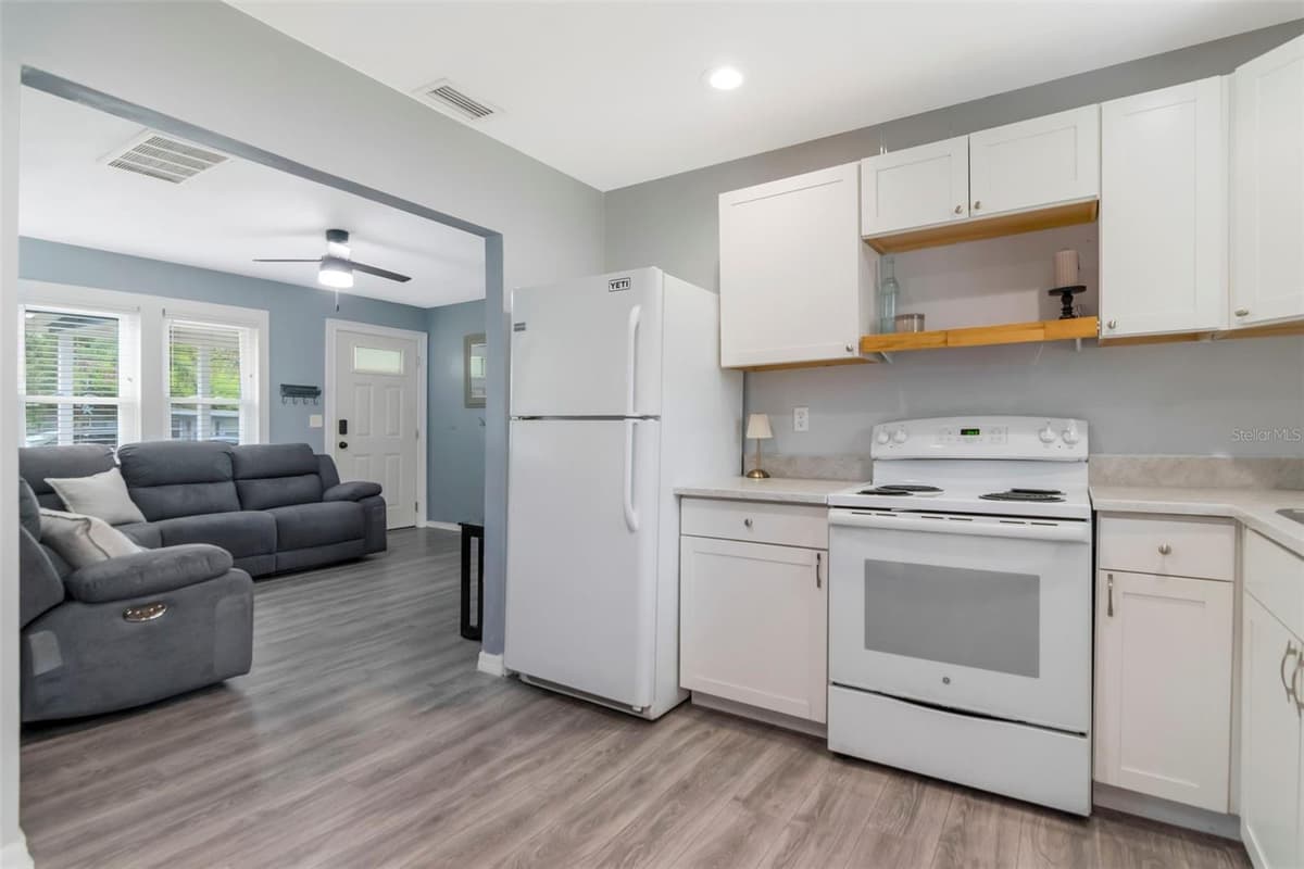 1716 SITKA STREET — photo 18 of 31