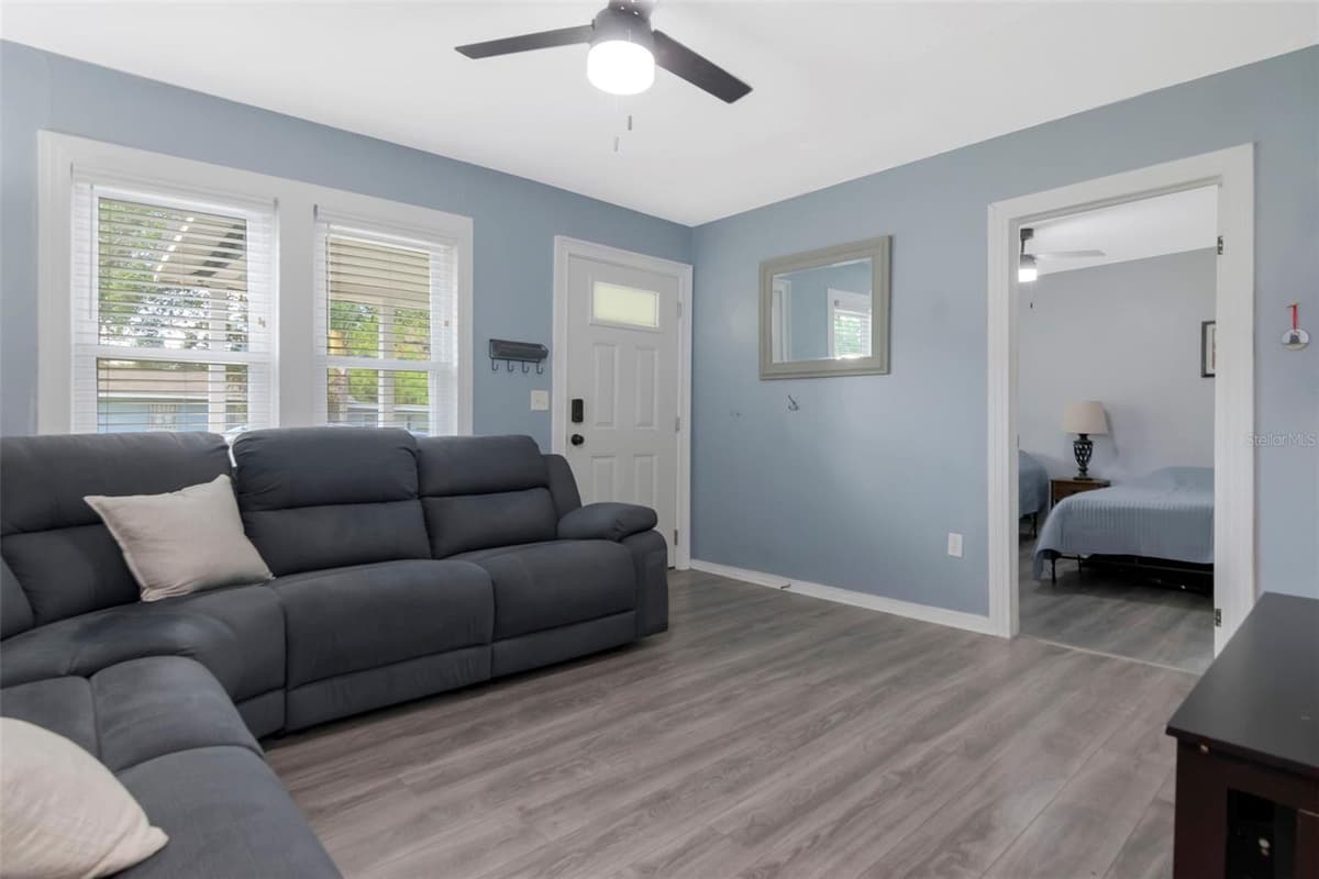 1716 SITKA STREET — photo 7 of 31