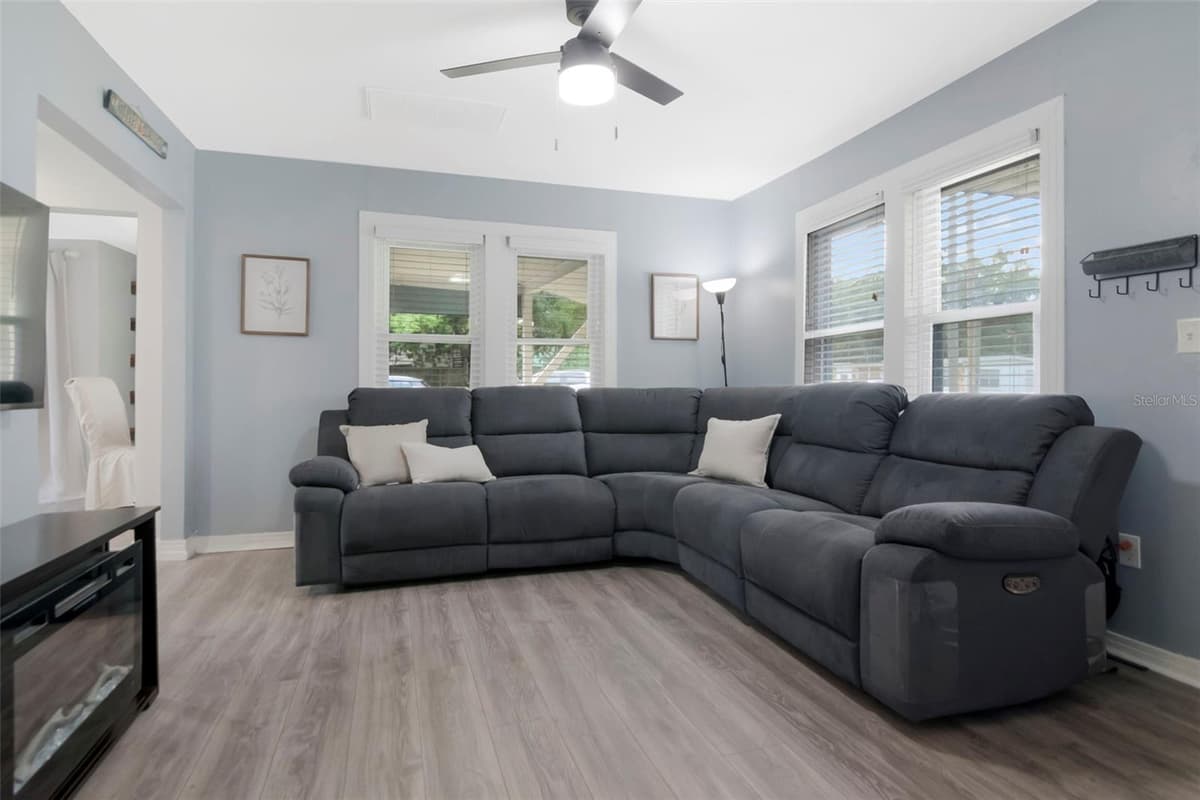 1716 SITKA STREET — photo 6 of 31