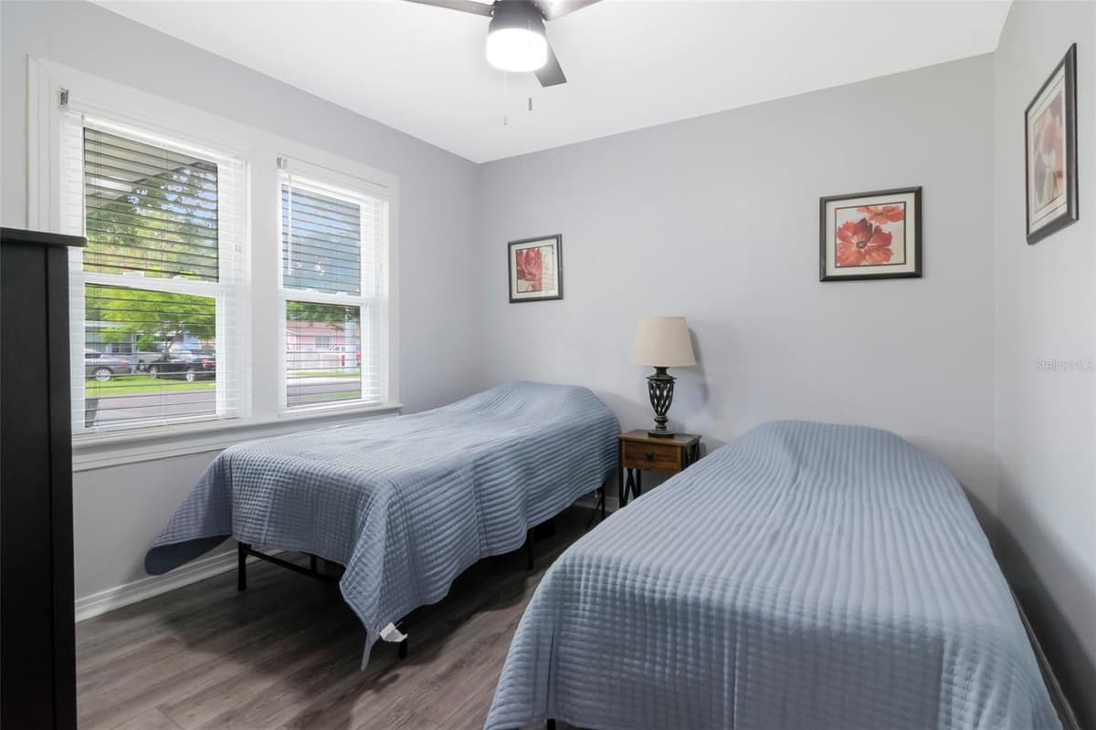 1716 SITKA STREET — photo 8 of 31