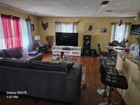 6121 HOLIDAY HILL LANE — photo 2 of 19