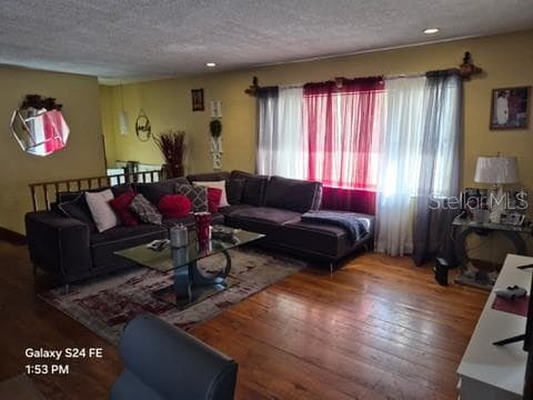 6121 HOLIDAY HILL LANE — photo 13 of 19