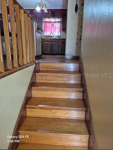 6121 HOLIDAY HILL LANE — photo 8 of 19