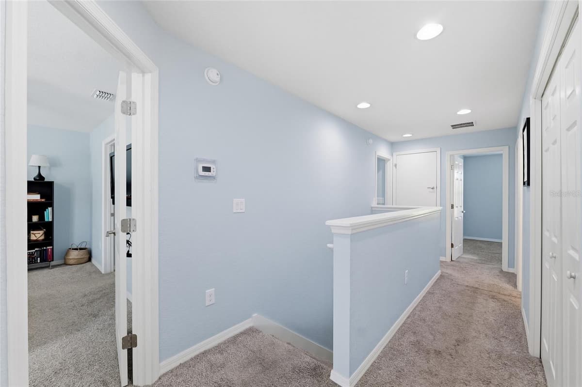 10421 RIVERCREST DRIVE — photo 13 of 49