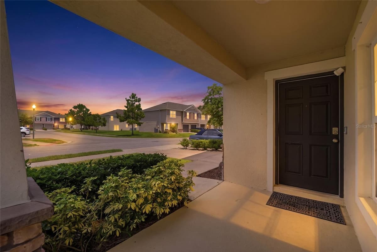 10421 RIVERCREST DRIVE — photo 46 of 49