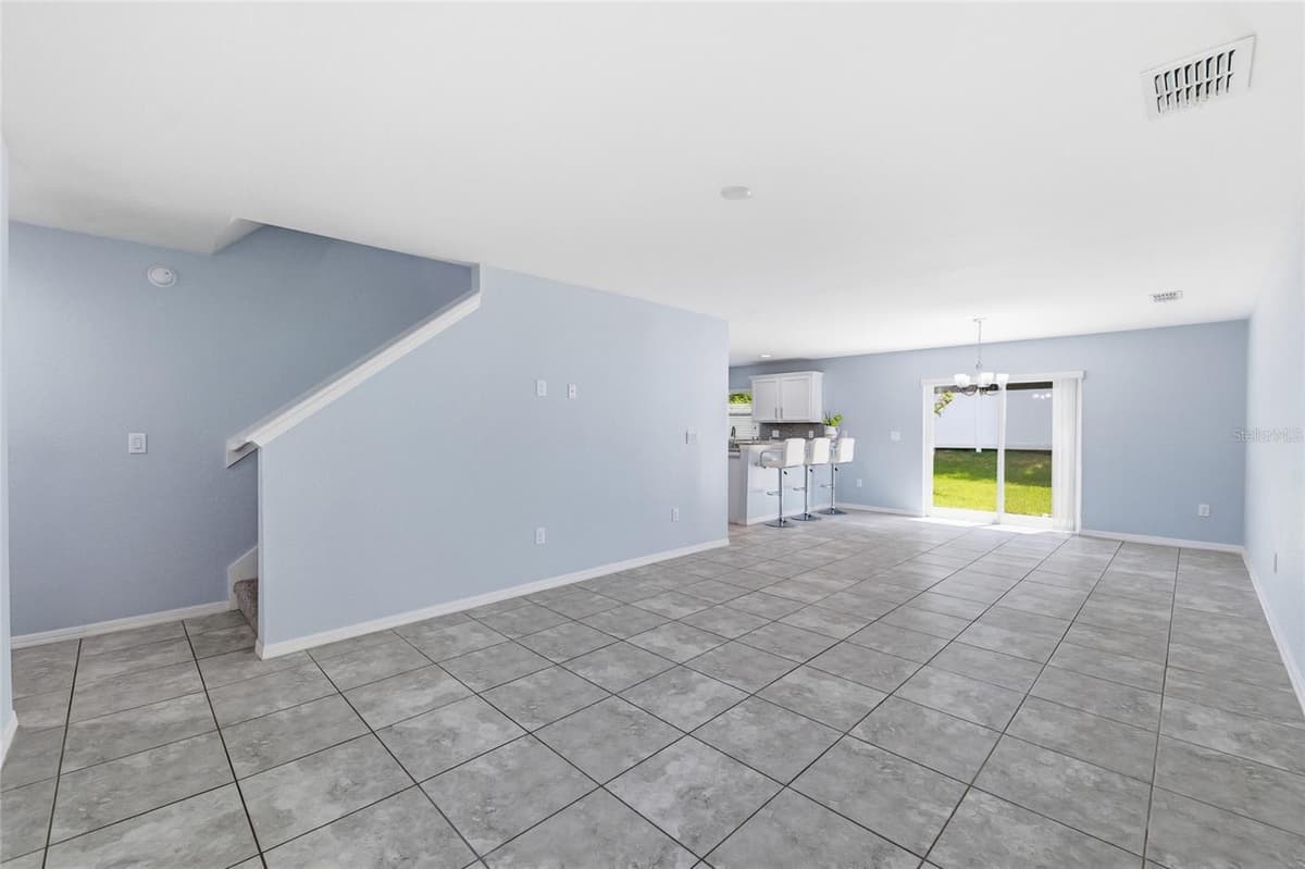 10421 RIVERCREST DRIVE — photo 11 of 49