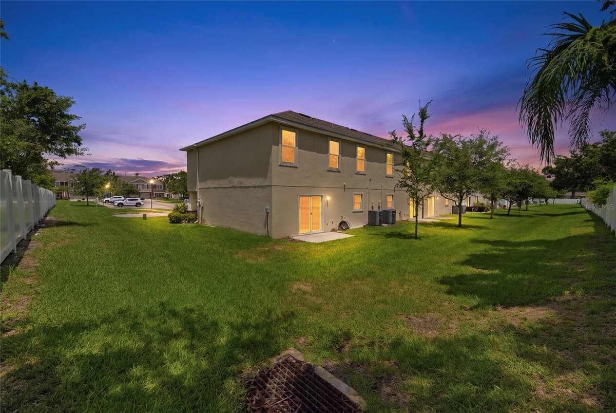 10421 RIVERCREST DRIVE — photo 45 of 49