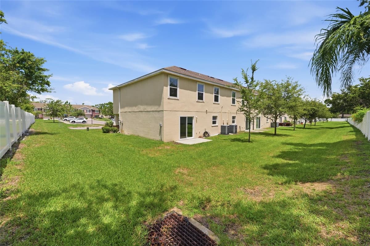 10421 RIVERCREST DRIVE — photo 33 of 49