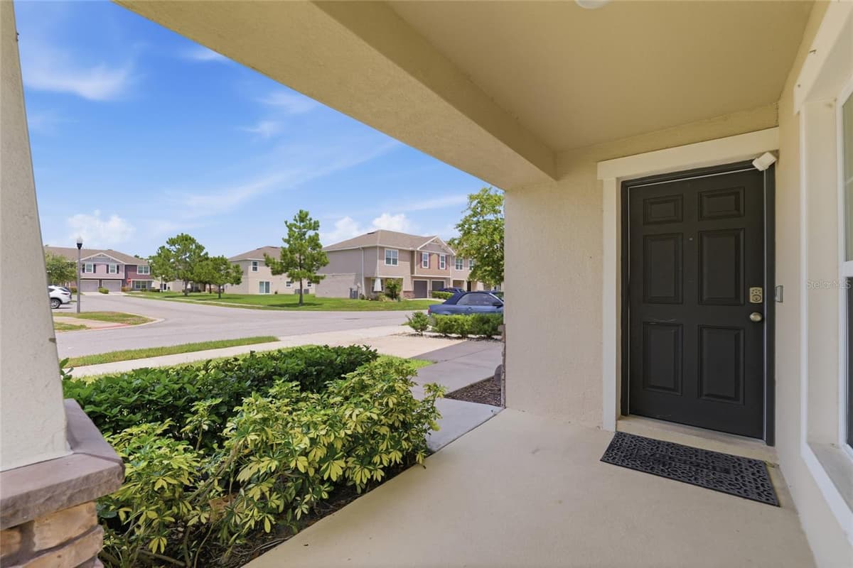 10421 RIVERCREST DRIVE — photo 32 of 49