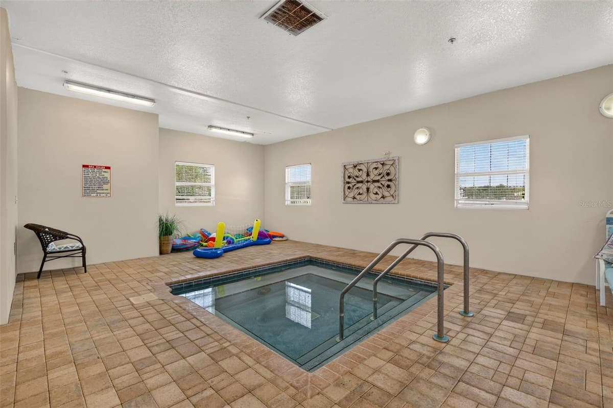 7980 SOUTHERN PINES DRIVE — photo 9 of 76