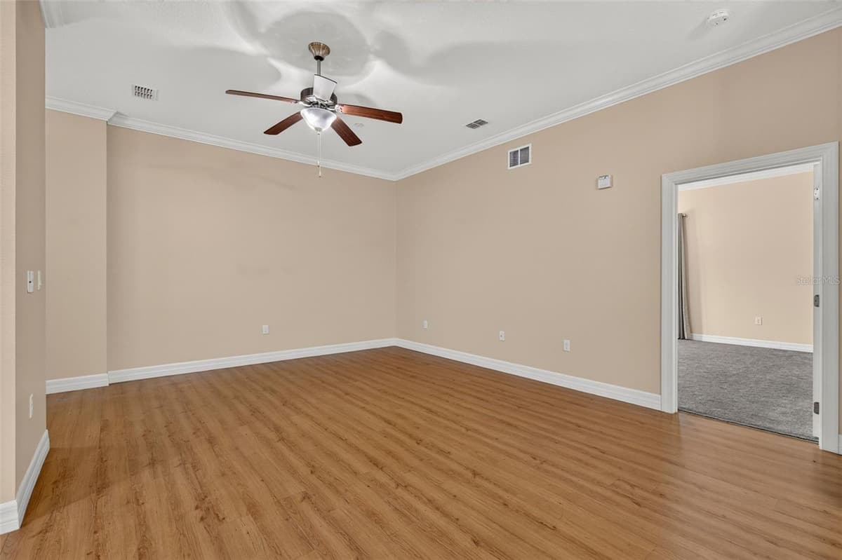 7980 SOUTHERN PINES DRIVE — photo 17 of 76